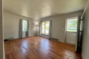 484 E 328th St, Willowick, OH 44095 - Photo 21