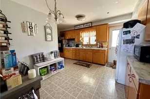 381 3rd St, Bergholz, OH 43908 - Photo 5