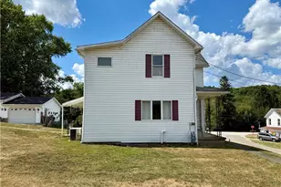 381 3rd St, Bergholz, OH 43908 - Photo 13