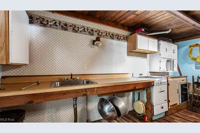 55289 Iowa Road, Cumberland, OH 43732 - Photo 15