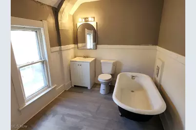 983 E 141st Street, Loveland, OH 44110 - Photo 17