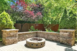 7734 Katie Dr, Wadsworth, OH 44281 - Photo 9