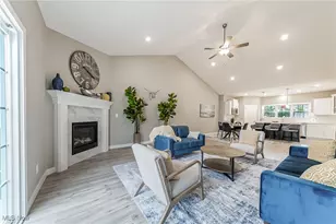 4322 Literary Ln, Willoughby, OH 44094 - Photo 5