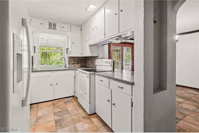 3431 Enfield Avenue NW, Canton, OH 44708 - Photo 13