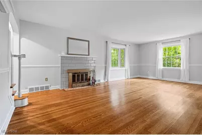 3431 Enfield Avenue NW, Canton, OH 44708 - Photo 9