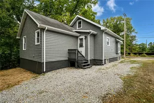 636 Flora Ave, Akron, OH 44314 - Photo 47