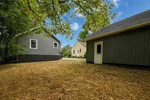 636 Flora Ave, Akron, OH 44314 - Photo 43