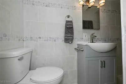 636 Flora Avenue, Akron, OH 44314 - Photo 33