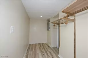 636 Flora Ave, Akron, OH 44314 - Photo 29