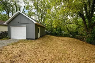 636 Flora Ave, Akron, OH 44314 - Photo 45