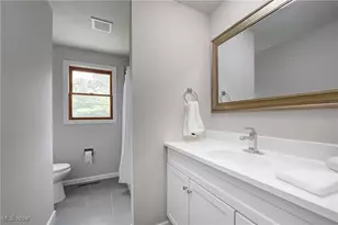 7007 Hidden Valley Dr, Amherst, OH 44001 - Photo 25