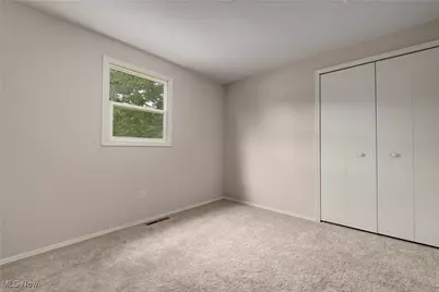 7007 Hidden Valley Drive, Amherst, OH 44001 - Photo 15