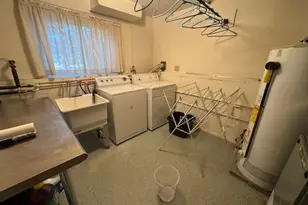 24051 Columbus Rd, Huber Heights, OH 44146 - Photo 21