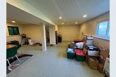 24051 Columbus Road, Huber Heights, OH 44146 - Photo 7