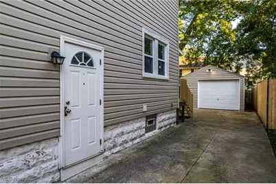 312 Upland Avenue, Akron, OH 44301 - Photo 25