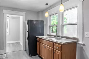 312 Upland Ave, Akron, OH 44301 - Photo 13