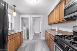 312 Upland Ave, Akron, OH 44301 - Photo 15