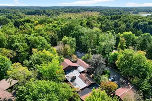 1939 Pine Dr, Kent, OH 44240 - Photo 3