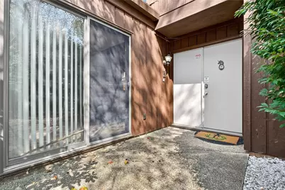 1939 Pine Drive, Kent, OH 44240 - Photo 5