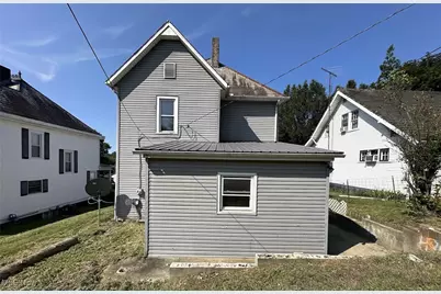 318 N Pleasant Street, New Lexington, OH 43764 - Photo 3