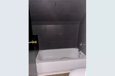 1546 Glenmont Road, East Cleveland, OH 44118 - Photo 5