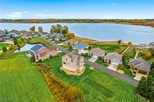 29 Shores Dr, Poland, OH 44514 - Photo 3