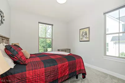 8086 Canyon Ridge, Chagrin Falls, OH 44023 - Photo 19