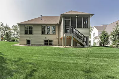 8086 Canyon Ridge, Chagrin Falls, OH 44023 - Photo 35