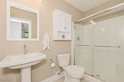 8086 Canyon Ridge, Chagrin Falls, OH 44023 - Photo 29