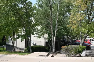 896 Whitepine Dr, Akron, OH 44313 - Photo 11