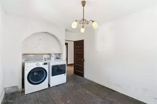 400 N 7th St, Cambridge, OH 43725 - Photo 23