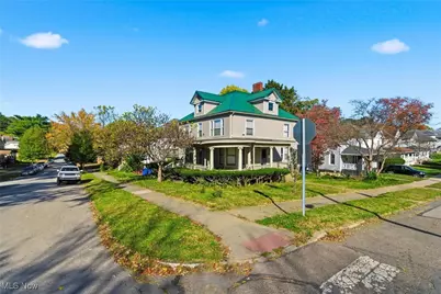 400 N 7th Street, Cambridge, OH 43725 - Photo 1