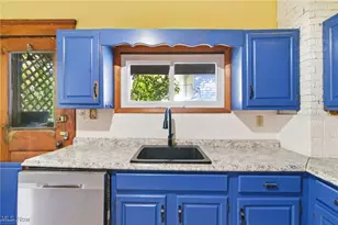 400 N 7th St, Cambridge, OH 43725 - Photo 21