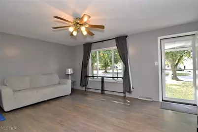 624 Timothy Lane, Loveland, OH 44109 - Photo 5