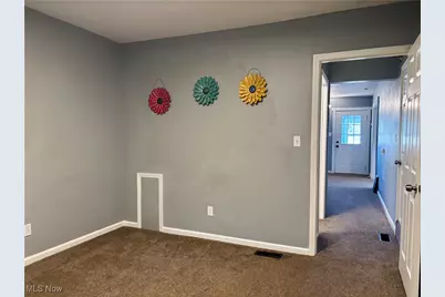 2258 Mogadore Road, Akron, OH 44312 - Photo 15