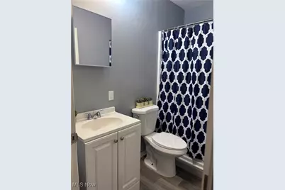 2258 Mogadore Road, Akron, OH 44312 - Photo 17