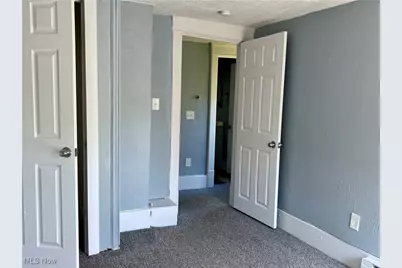 1062 Big Falls Avenue, Akron, OH 44310 - Photo 15