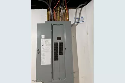 1062 Big Falls Avenue, Akron, OH 44310 - Photo 21