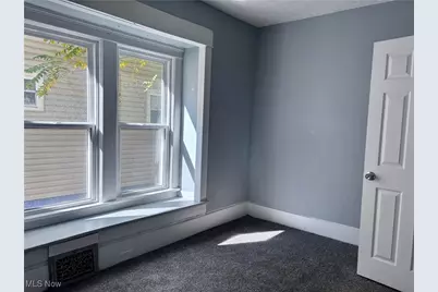 1062 Big Falls Avenue, Akron, OH 44310 - Photo 7