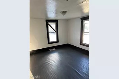 1226 Logan Avenue NW, Canton, OH 44703 - Photo 17