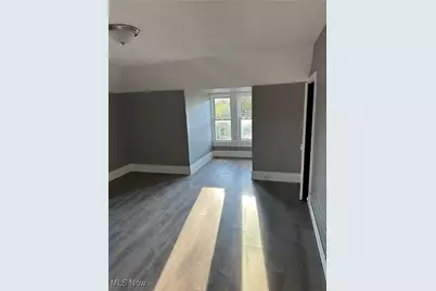 1226 Logan Avenue NW, Canton, OH 44703 - Photo 5