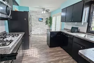 1036 Winhurst Dr, Akron, OH 44313 - Photo 13