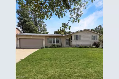 1036 Winhurst Drive, Akron, OH 44313 - Photo 1