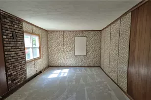 5136 State Route 170, East Palestine, OH 44413 - Photo 5