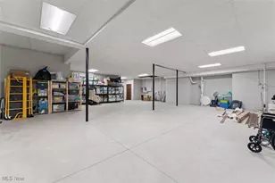 3863 Granger Rd, Bath, OH 44333 - Photo 37