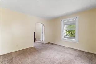 2186 5th St SW, Akron, OH 44314 - Photo 5