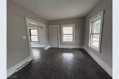 945 E 149th Street, Loveland, OH 44110 - Photo 5