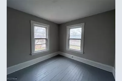 945 E 149th Street, Loveland, OH 44110 - Photo 11