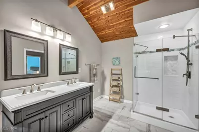 8405 Lucerne Drive, Chagrin Falls, OH 44023 - Photo 25