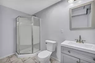 8405 Lucerne Dr, Chagrin Falls, OH 44023 - Photo 33